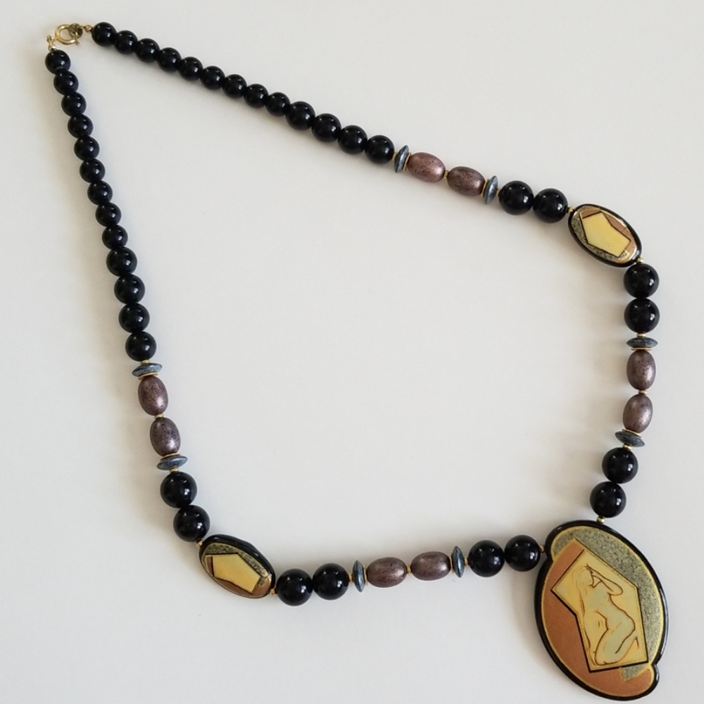 Necklace - Picture 4 of 8